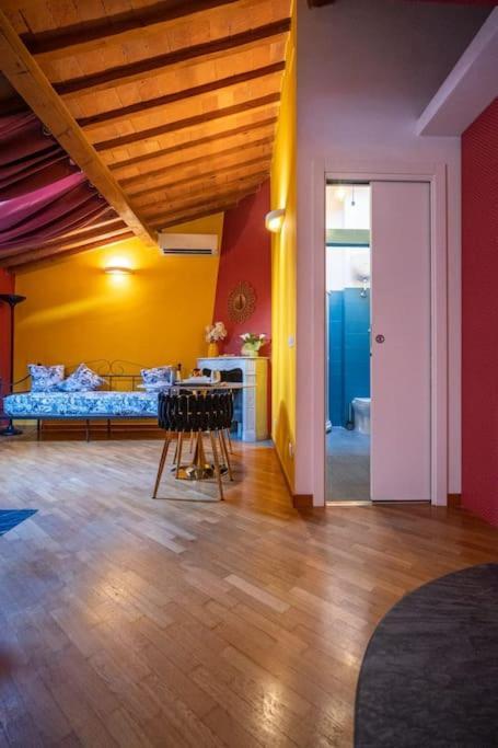 22 Home - Parcheggio Privato - Accogliente - Collegamento Sardegna E Corsica Livorno Ngoại thất bức ảnh